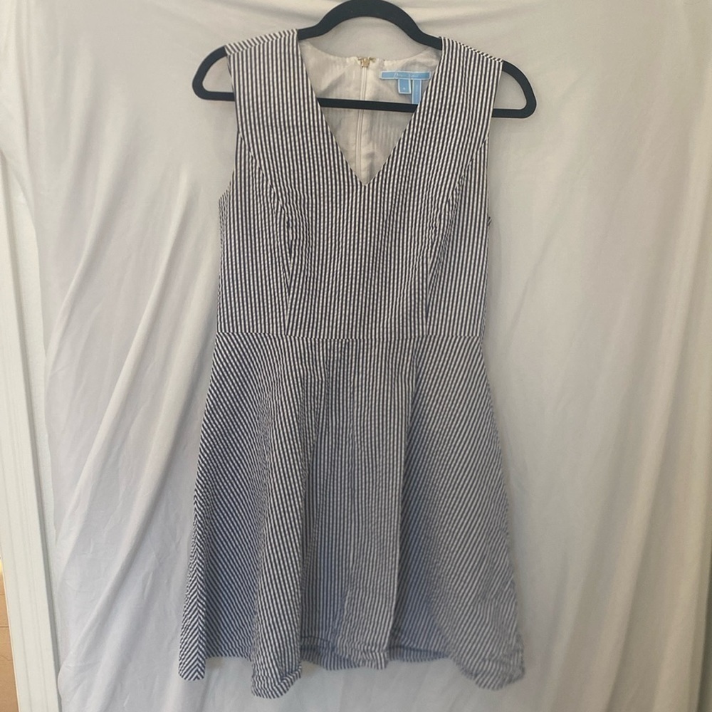 Draper James Dress Womens 6 Sleeveless Seersucker Love Circle - Picture 2 of 5
